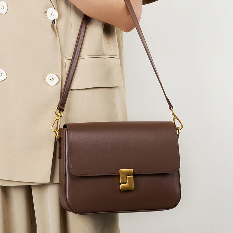 Brown Leather Shoulder Bag for Women–Minimalist Elegant & Practical