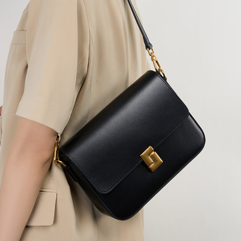 Brown Leather Shoulder Bag for Women–Minimalist Elegant & Practical