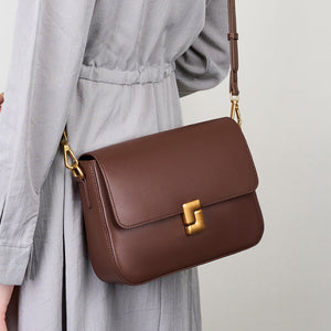 Brown Leather Shoulder Bag for Women–Minimalist Elegant & Practical