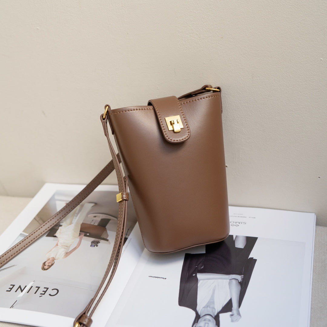 Designer Phone Bag-Luxury & Elegant Full Grain Leather Crossbody Bag