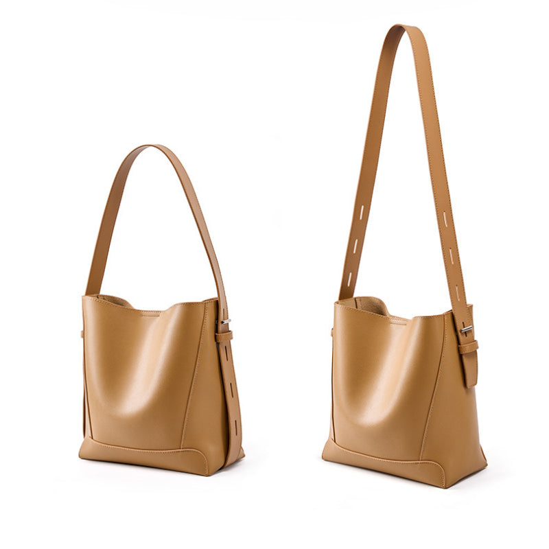 Medium Shoulder Bag for Women – Elegant Timeless & Casual